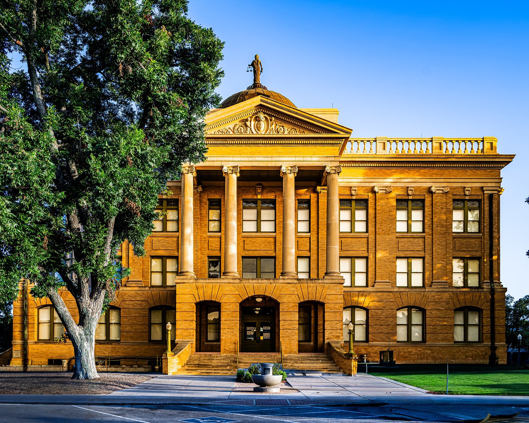 Williamson County Courthouse in Georgetown Texas